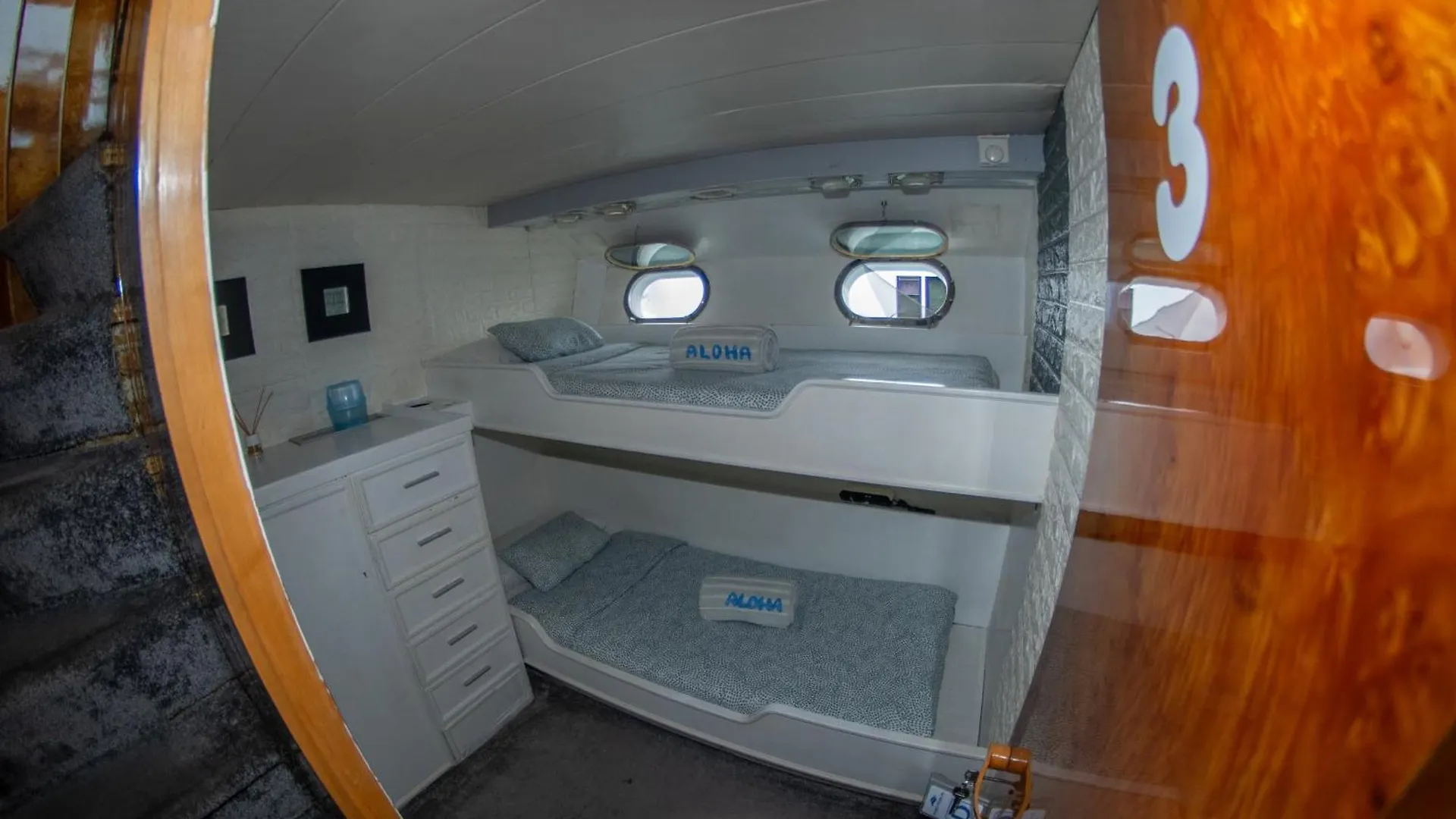 Hotel Boat Aloha Sant Adria de Besos